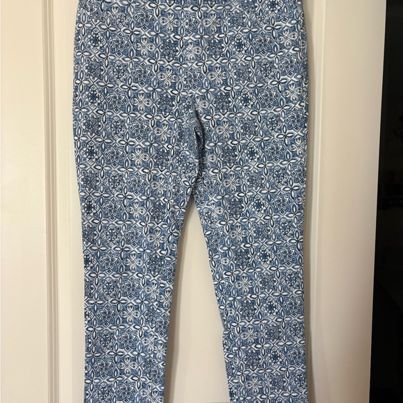 Rafaella Blue and White Patterned Leggings - Picture 1 of 4